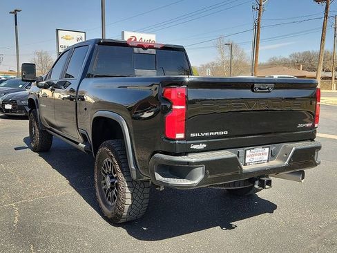 Certified 2025 Chevrolet Silverado 2500 ZR2 w/ Technology Package image 3