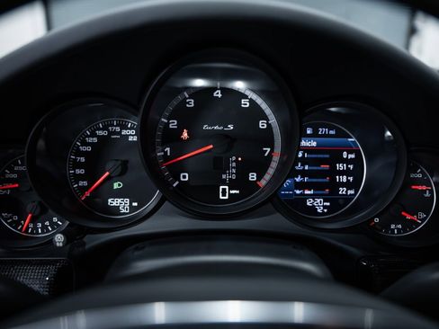 Used 2014 Porsche 911 Turbo S AWD/4WD image 17