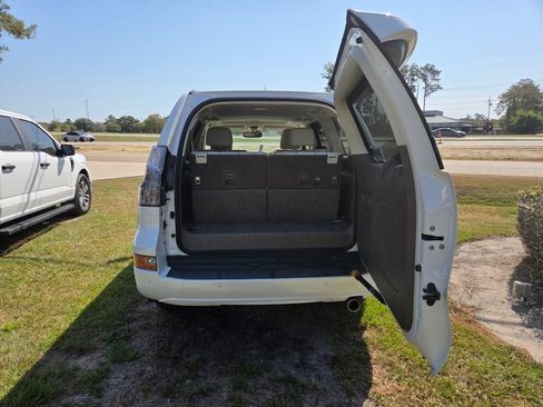 Used 2019 Lexus GX 460 Premium AWD/4WD image 27