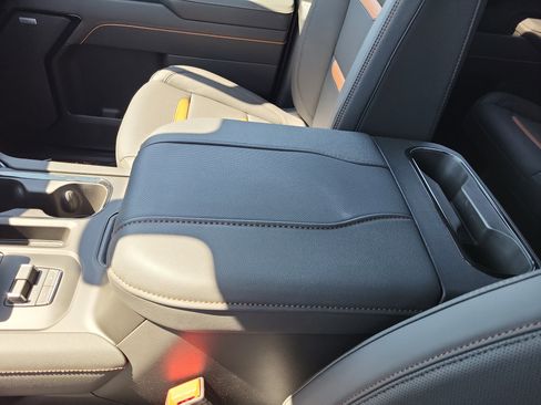 New 2026 GMC Sierra 1500 AT4 AWD/4WD image 24
