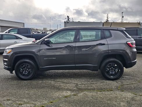 Used 2018 Jeep Compass Sport image 5