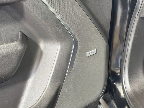 Used 2023 Chevrolet Tahoe Premier AWD/4WD image 20