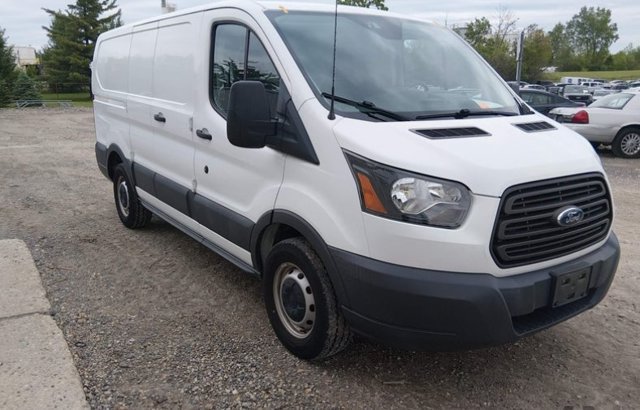 Used 2017 Ford Transit 150 130 Low Roof RWD image 2