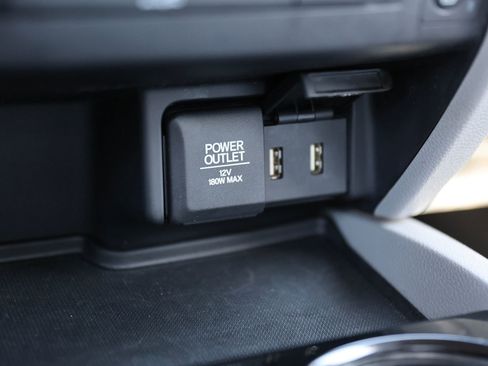 Used 2017 Honda Pilot Elite image 31