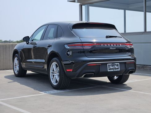 Certified 2026 Porsche Macan AWD/4WD image 3