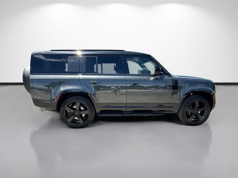 New 2026 Land Rover Defender 130 V8 AWD/4WD image 6