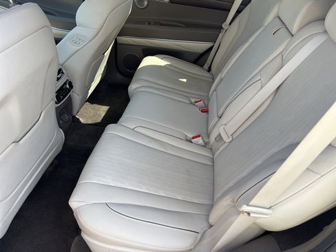 Used 2023 Genesis GV80 2.5T w/ Prestige 20" Package image 12