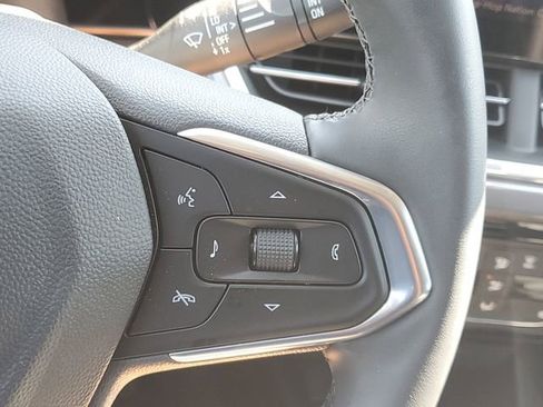 Certified 2025 Chevrolet Trax ACTIV w/ Driver Confidence Package FWD image 23