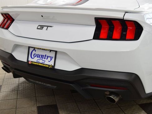 Used 2024 Ford Mustang GT Premium image 17