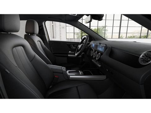 New 2026 Mercedes-Benz GLA 250 GLA 250 image 4