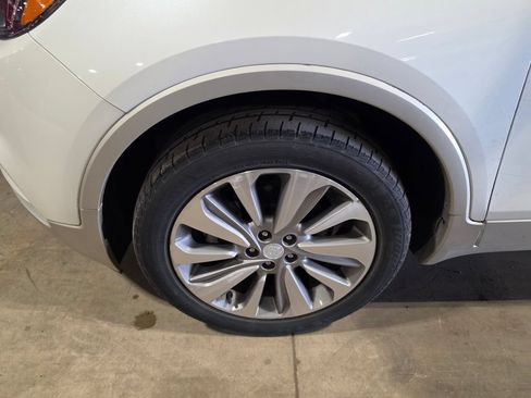 Used 2019 Buick Encore Preferred FWD image 3