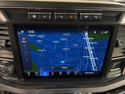 Used 2024 Ford F250 Platinum image 11