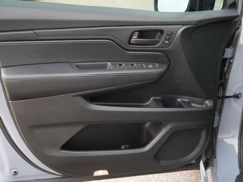 Used 2023 Honda Odyssey Sport image 10