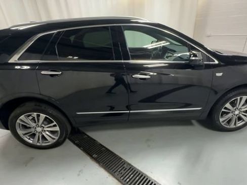 Certified 2024 Cadillac XT5 Premium Luxury AWD/4WD image 9