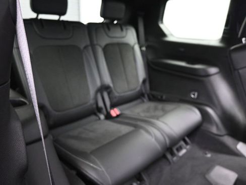Used 2023 Jeep Grand Cherokee L Laredo AWD/4WD image 16