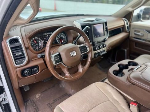 Used 2020 RAM 3500 Laramie image 17