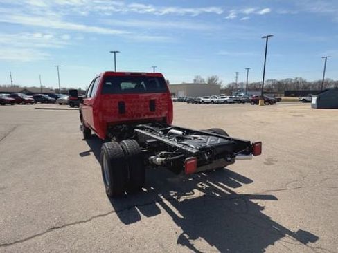 New 2026 GMC Sierra 3500 Pro w/ Convenience Package AWD/4WD image 7