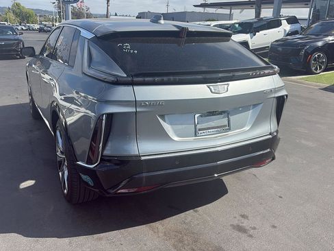 Used 2024 Cadillac Lyriq Luxury w/ Nappa Leather Package RWD image 5