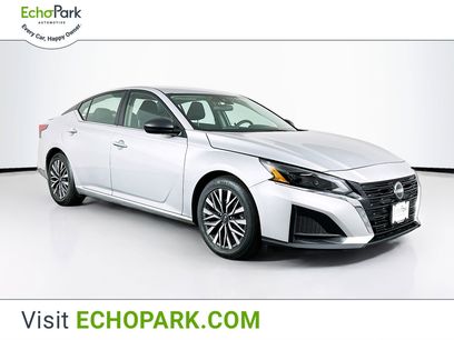 Used 2024 Nissan Altima 2.5 SV