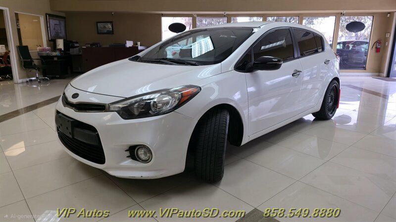 Used 2015 Kia Forte SX FWD image 2