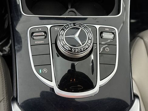 Used 2018 Mercedes-Benz C 300 Sedan image 19