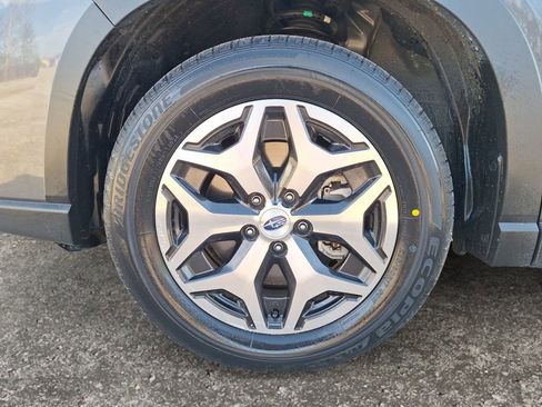 Certified 2023 Subaru Forester Premium image 9