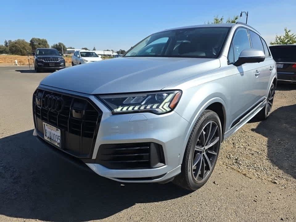 Used 2023 Audi Q7 3.0T Premium Plus w/ Premium Plus Package AWD/4WD image 2