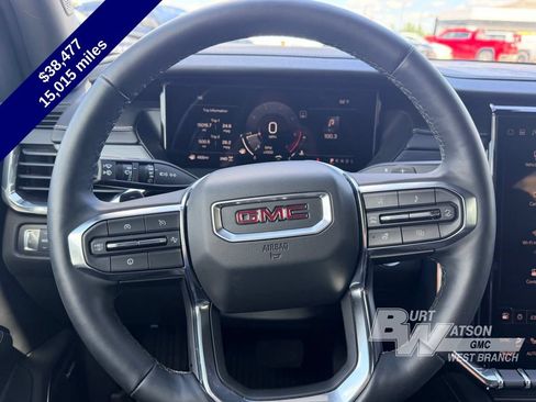 Used 2024 GMC Acadia Elevation w/ Luxury Package AWD/4WD image 18