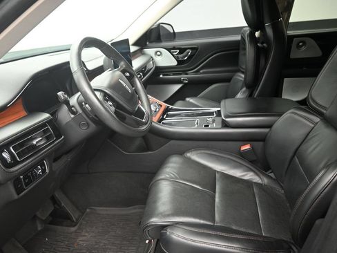 Used 2024 Lincoln Aviator Reserve w/ Equipment Group 201A RWD image 12