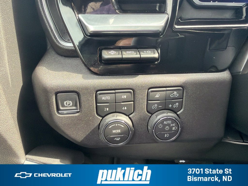 Certified 2026 Chevrolet Silverado 1500 High Country w/ Midnight Edition AWD/4WD image 12