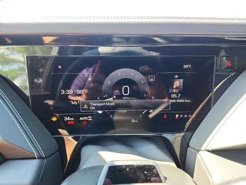 New 2025 GMC Yukon AT4 Ultimate w/ LPO, Floor Liner Package image 19