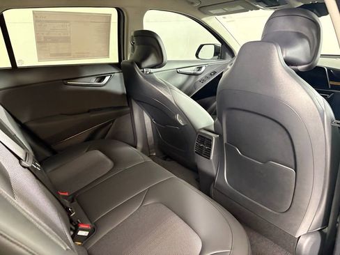 New 2026 Kia Niro Wind image 17