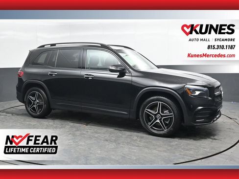 New 2026 Mercedes-Benz GLB 250 4MATIC image 1