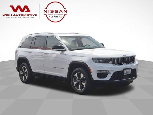 Used 2024 Jeep Grand Cherokee Limited 4xe AWD/4WD image 3