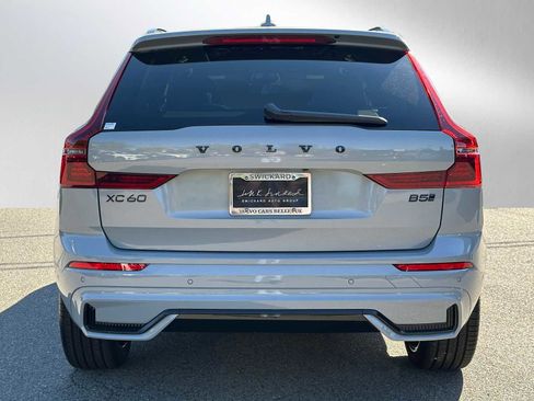 New 2026 Volvo XC60 B5 Ultra w/ Climate Package image 4