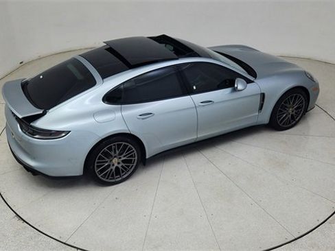 Used 2023 Porsche Panamera Platinum Edition image 82