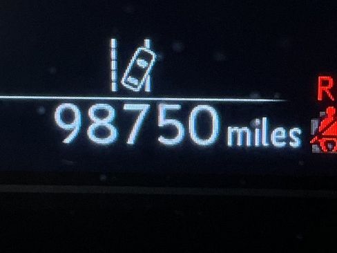 Used 2022 Lexus ES 300h w/ Premium Package image 32