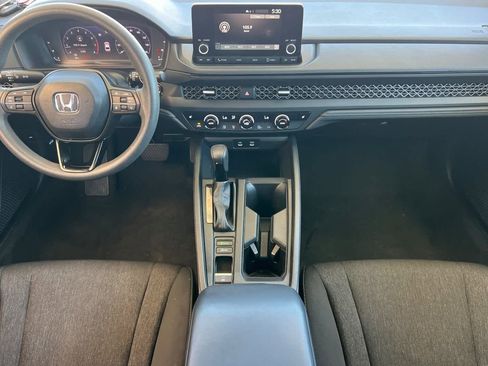 Used 2023 Honda Accord EX image 3