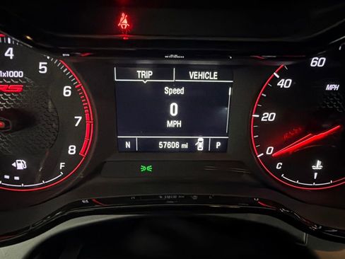 Used 2024 Chevrolet Trax RS FWD image 9