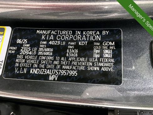 Used 2025 Kia Soul LX FWD image 39