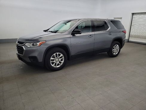 Used 2020 Chevrolet Traverse LS AWD/4WD image 2
