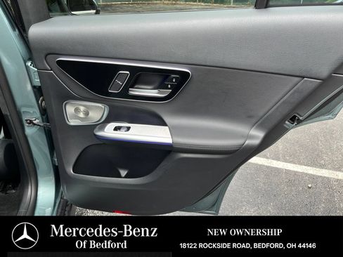 Used 2026 Mercedes-Benz GLC 300 4MATIC image 17