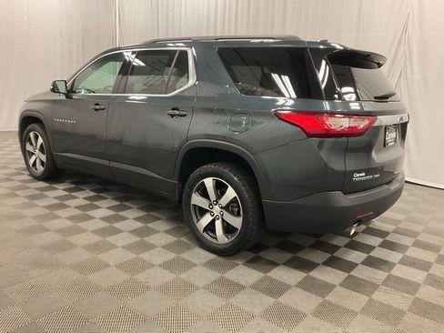 Used 2019 Chevrolet Traverse LT w/ LT Premium Package AWD/4WD image 8