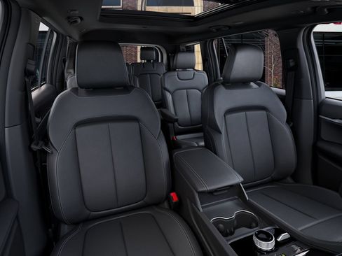 New 2026 Jeep Grand Cherokee L Limited AWD/4WD image 16