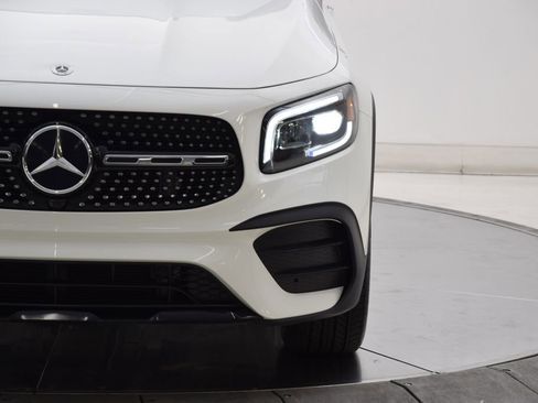 Used 2023 Mercedes-Benz GLB 250 image 10