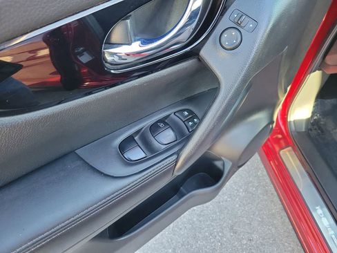 Certified 2022 Nissan Rogue Sport SV image 16