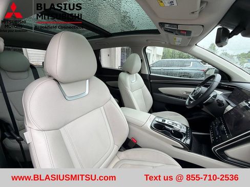 Used 2023 Hyundai Tucson Limited AWD/4WD image 59