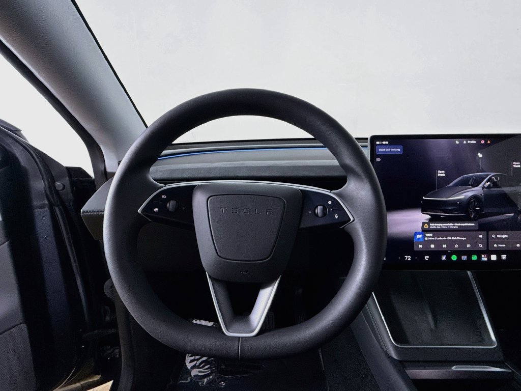 Used 2026 Tesla Model Y AWD image 11
