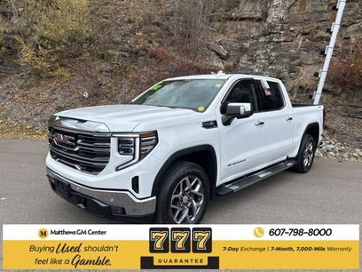Used 2022 GMC Sierra 1500 SLT w/ SLT Premium Package