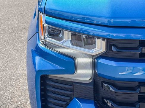 Used 2022 Chevrolet Silverado 1500 RST AWD/4WD image 7